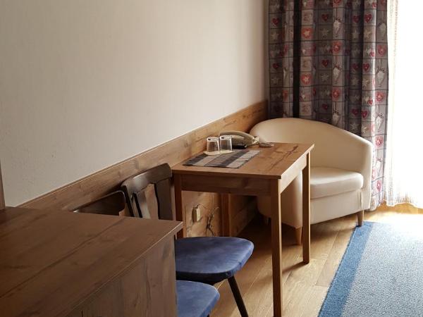 Pension Singer : photo 6 de la chambre chambre double avec balcon