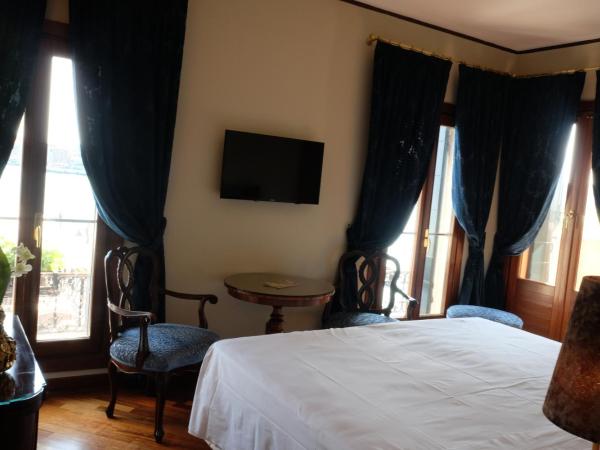 Hotel La Calcina : photo 2 de la chambre superior double room with canal view and terrace