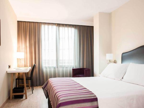 Exe Moncloa : photo 1 de la chambre chambre double ou lits jumeaux avec lit d'appoint