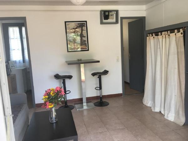 Bungalows Filippi : photo 4 de la chambre studio avec vue sur jardin