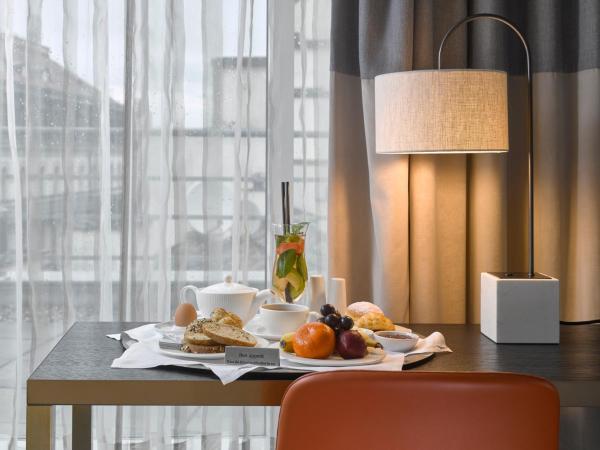 K+K Hotel Fenix : photo 2 de la chambre classic balcony