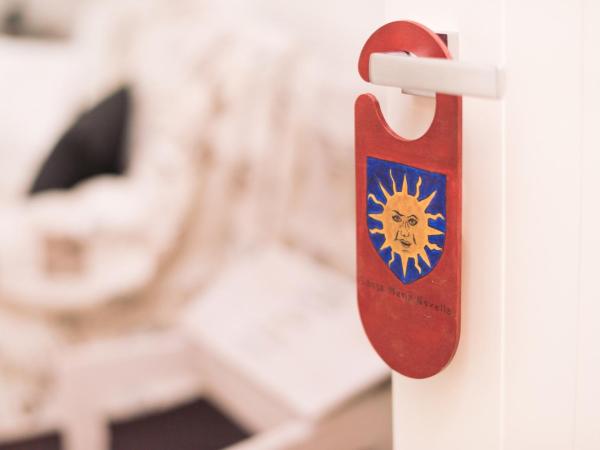 Florence Shabby Chic Home : photo 4 de la chambre chambre quadruple confort avec salle de bains privative séparée