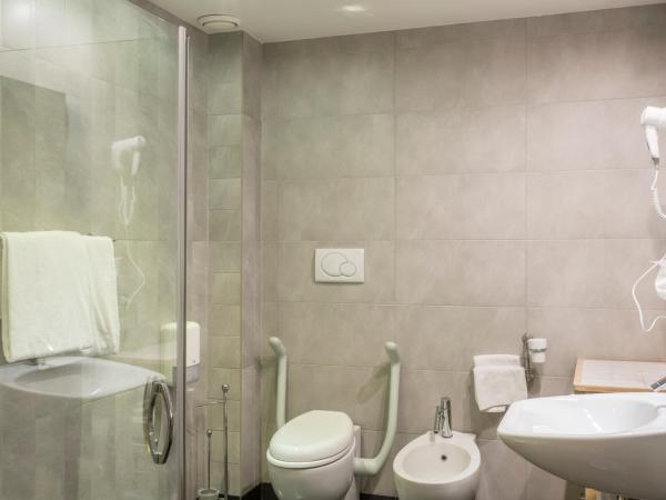 Hotel San Marco Fitness Pool & Spa : photo 5 de la chambre chambre triple supérieure