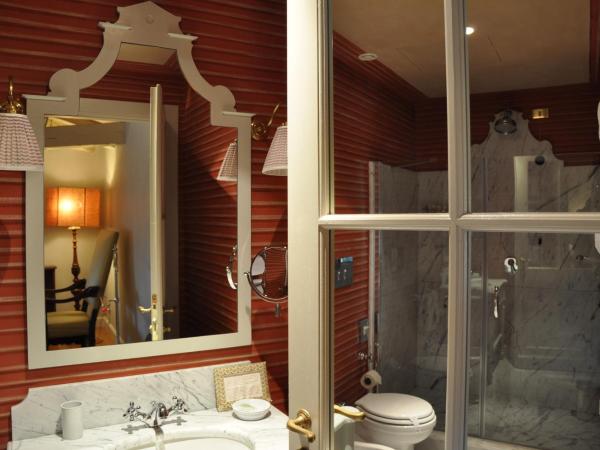 Antica Torre Tornabuoni : photo 3 de la chambre suite avec accès au spa