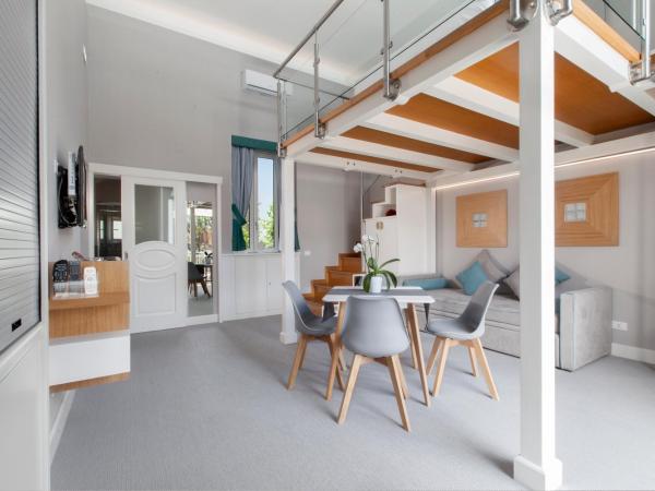 La Piazzetta Guest House : photo 2 de la chambre appartement supérieur en duplex avec terrasse