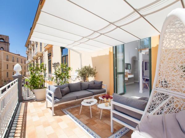 La Piazzetta Guest House : photo 7 de la chambre appartement supérieur en duplex avec terrasse