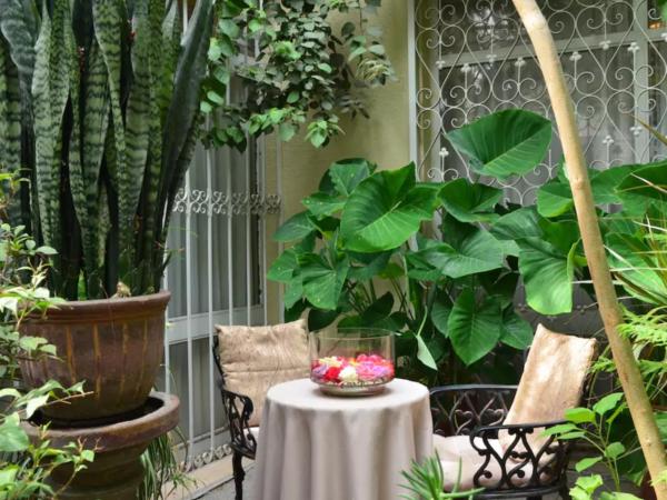 Dickinson Guest House, Guadalajara Expo : photo 8 de la chambre chambre deluxe avec 2 lits queen-size