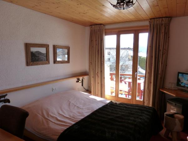 Hotel Ermitage Verbier : photo 5 de la chambre chambre lits jumeaux - vue sur montagne