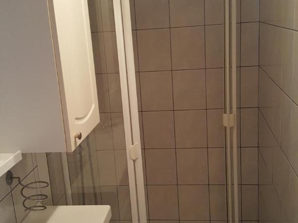 Guest House Dijana : photo 1 de la chambre chambre double sans cuisine 