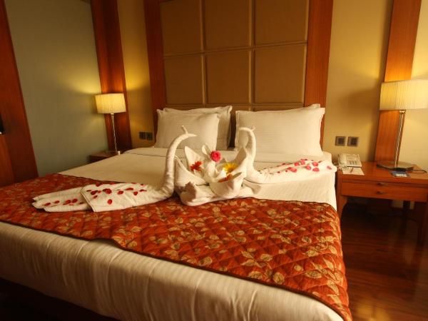 The Cambay Grand : photo 1 de la chambre chambre double premium