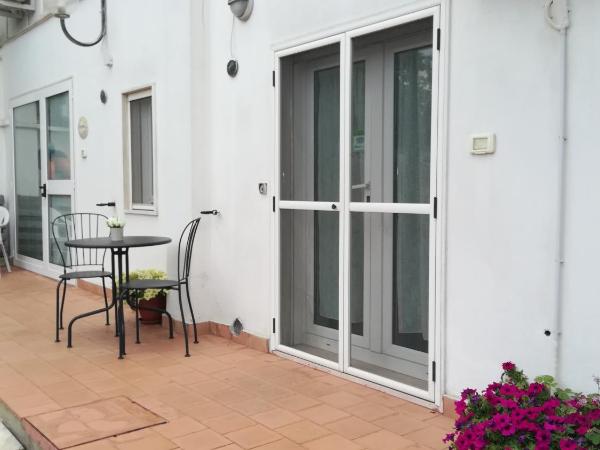 Le Sorbole : photo 2 de la chambre studio avec vue sur jardin