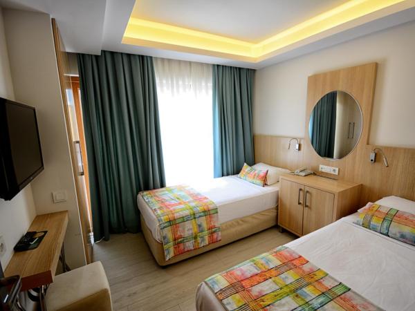 City Hotel Marmaris : photo 1 de la chambre chambre lits jumeaux standard