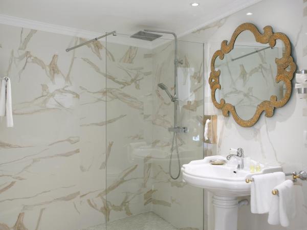 Le Magnolia : photo 4 de la chambre chambre double ou lits jumeaux supérieure - rez-de-jardin