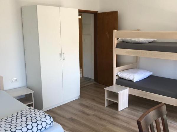 Novalja Inn 2 : photo 5 de la chambre chambre quadruple confort