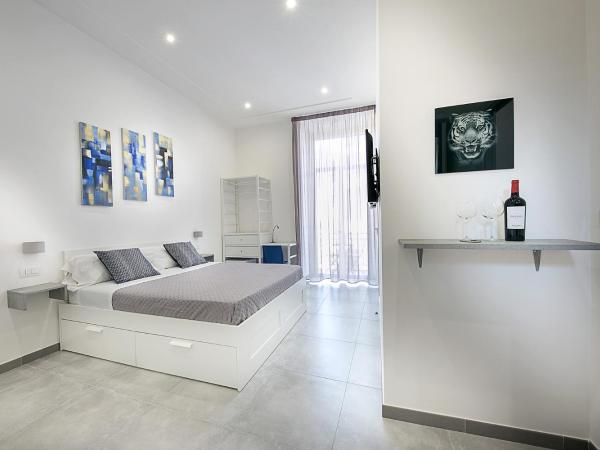 President Suites : photo 3 de la chambre grande chambre double avec balcon