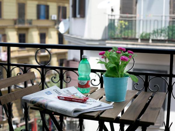 President Suites : photo 9 de la chambre chambre double deluxe avec balcon