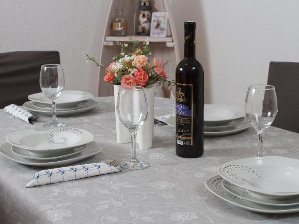 Apartments & Rooms Toni : photo 5 de la chambre digital nomads package - one bedroom apartment with free airport shuttle