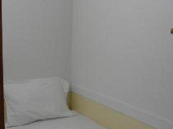 Bowery Grand Hotel : photo 4 de la chambre chambre simple standard avec salle de bains commune