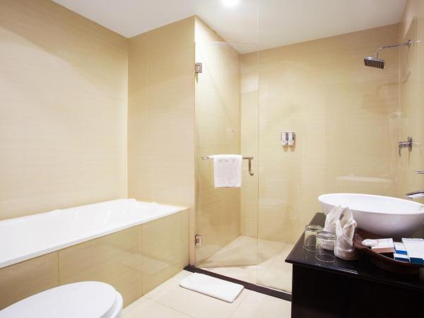 Tara Hotel Yogyakarta : photo 4 de la chambre suite exécutive