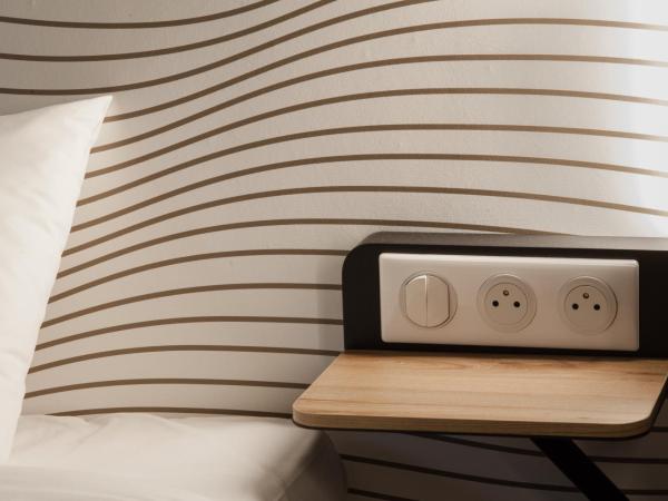 B&B HOTEL Bordeaux Centre Gare Saint-Jean : photo 10 de la chambre chambre double