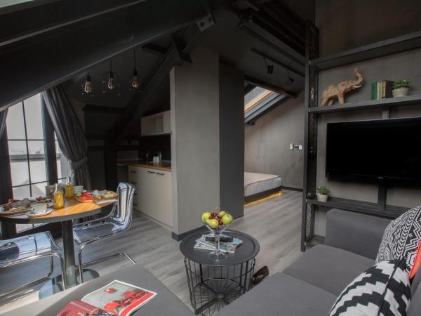 Cityloft 161 : photo 7 de la chambre suite d'angle avec terrasse