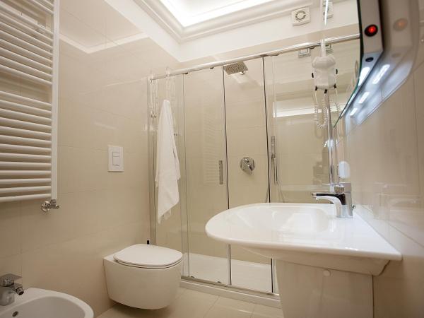 Albergo del Golfo : photo 5 de la chambre chambre quadruple