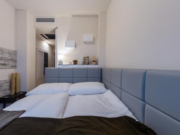 Trend Deluxe Siófok : photo 4 de la chambre chambre double deluxe - vue sur lac
