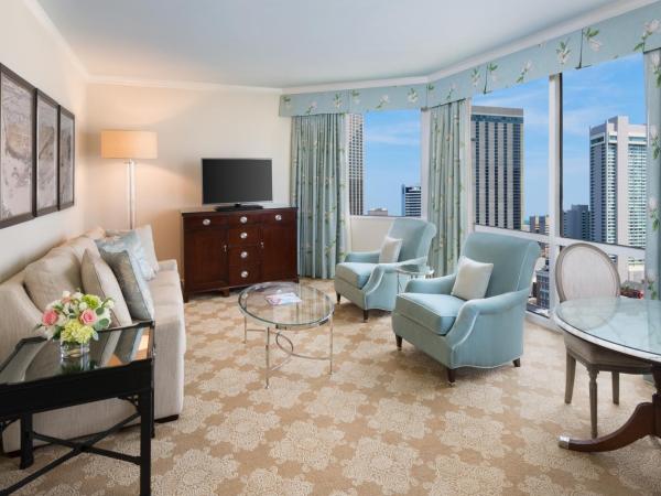 The Windsor Court : photo 5 de la chambre premium suite two queen bed