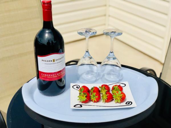 Country View Motor Inn : photo 2 de la chambre chambre lit king-size avec baignoire spa