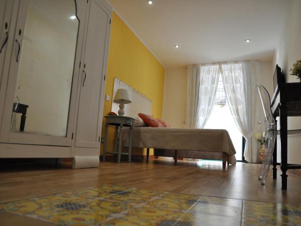 SALERNO COSTA D'AMALFI SUITE : photo 4 de la chambre chambre double deluxe avec balcon