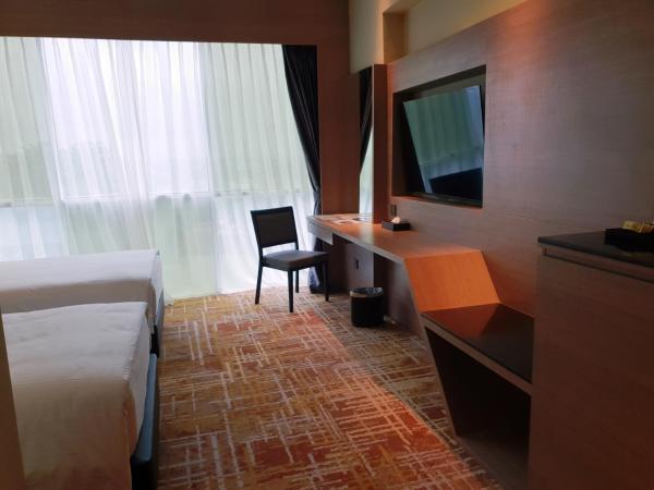 KSL Hot Spring Resort : photo 3 de la chambre chambre lits jumeaux deluxe