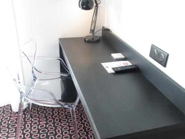 Dav'hotel Jaude : photo 5 de la chambre chambre triple