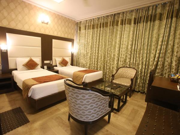 Hotel Amar Inn- Lajpat Nagar Central Market : photo 6 de la chambre chambre lit king-size supérieure