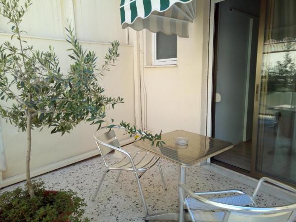 Zappion Hotel : photo 4 de la chambre chambre double avec balcon (2 adultes + 1 enfant)