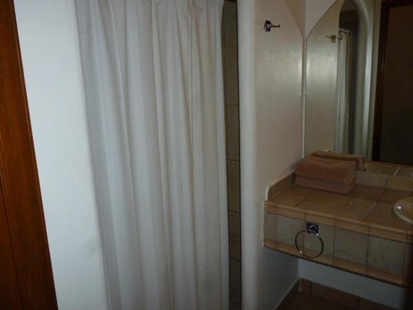 Hotel Antiguo Fortin : photo 3 de la chambre chambre avec 2 grands lits queen-size