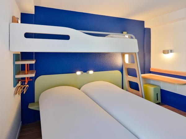 Ibis budget Chambéry Centre Ville : photo 5 de la chambre chambre triple supérieure