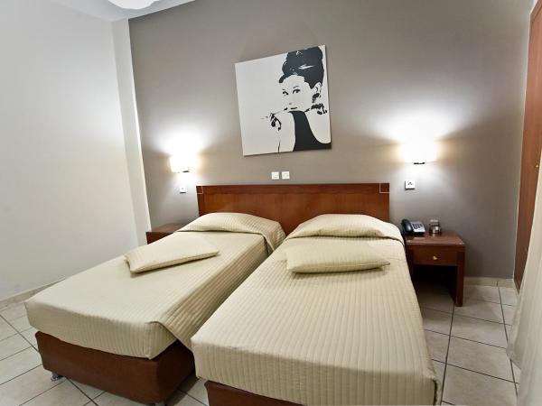 Epidavros Hotel : photo 4 de la chambre chambre double ou lits jumeaux
