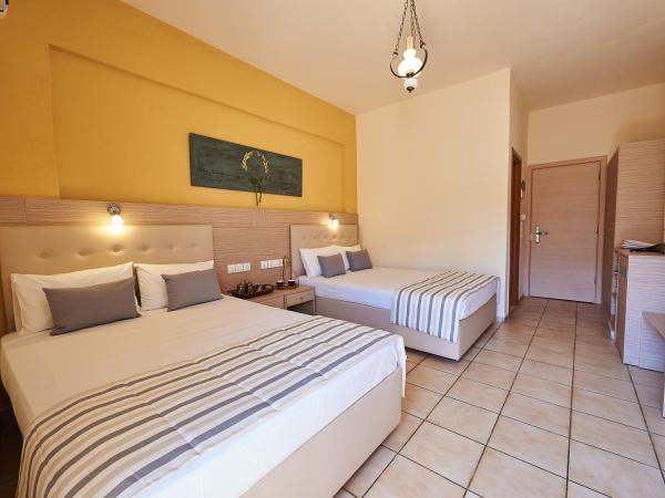 Thalia deco City & Beach Hotel : photo 2 de la chambre chambre supérieure avec 2 lits queen-size