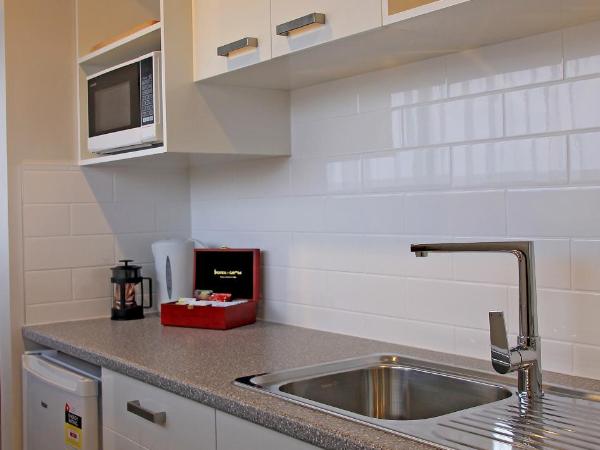 Acacia Lake View Motel : photo 3 de la chambre chambre de luxe - rez-de-chaussée