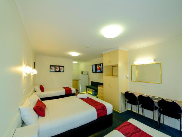 Aspley Motor Inn : photo 1 de la chambre chambre familiale avec kitchenette