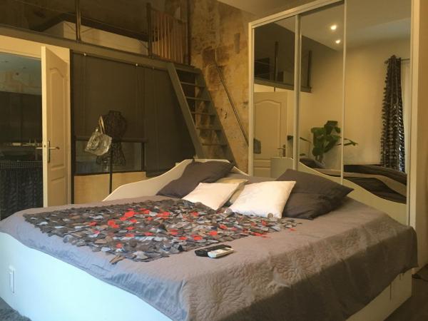 Les Suites de Naevag : photo 7 de la chambre chambre familiale avec baignoire