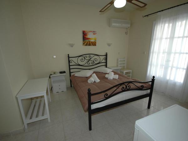 Pension Ocean View : photo 3 de la chambre chambre double deluxe avec balcon