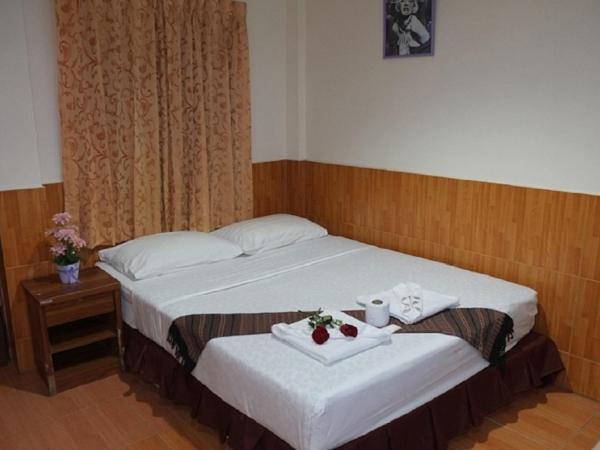 The Siam Guest House - SHA Extra Plus : photo 7 de la chambre chambre double Économique