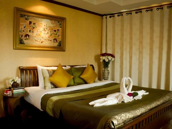 Hua Hin White Villa Hotel - SHA Certified : photo 5 de la chambre suite