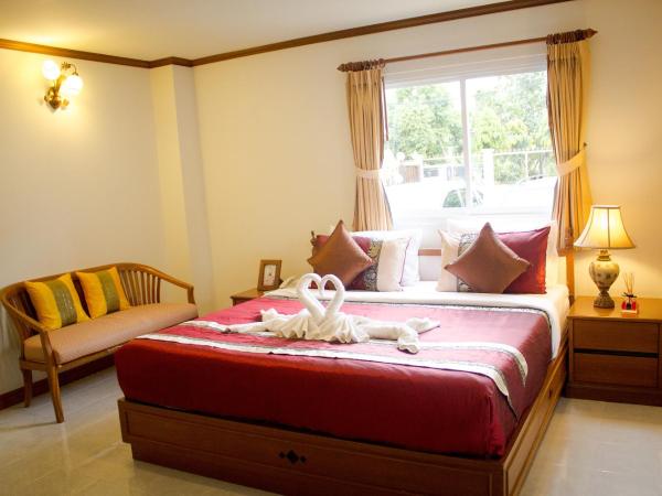 Hua Hin White Villa Hotel - SHA Certified : photo 2 de la chambre chambre deluxe