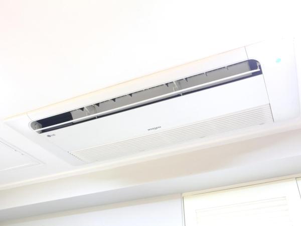 Charm Hotel : photo 5 de la chambre chambre double avec salle de bains privative