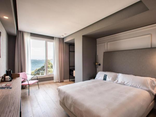 Hotel Riazor : photo 2 de la chambre chambre double standard (1 ou 2 lits) - vue sur mer