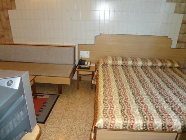 Chateau Windsor Hotel - Marine Drive : photo 1 de la chambre chambre simple supérieure