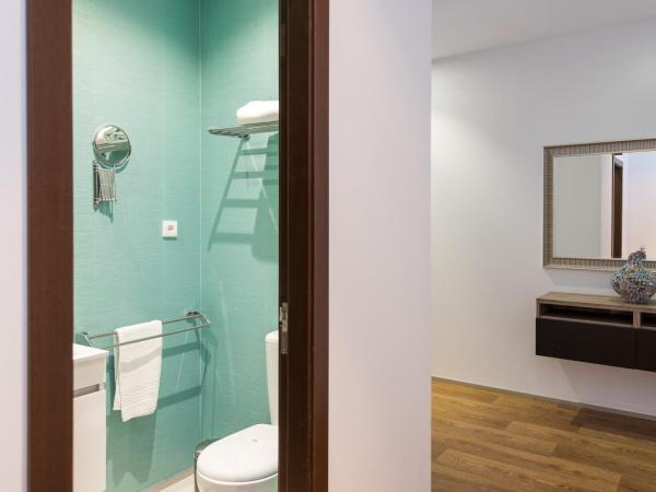 Alfama - Lisbon Lounge Suites : photo 10 de la chambre appartement 2 chambres avec jardin