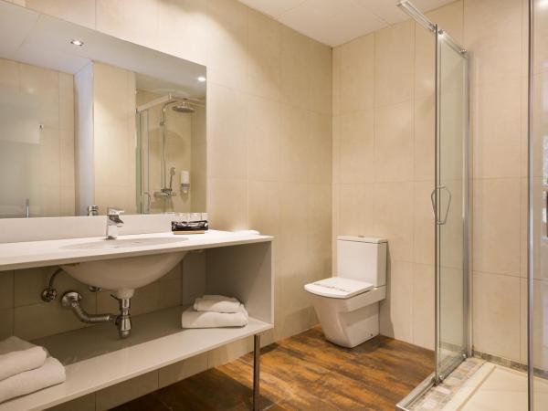 Hotel Acta Azul Barcelona : photo 4 de la chambre chambre familiale (3 adultes)